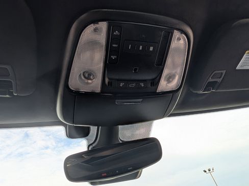 Used 2025 Dodge Durango R/T image 32