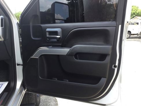 Used 2015 Chevrolet Silverado 2500 LT w/ LT Convenience Package AWD/4WD image 31