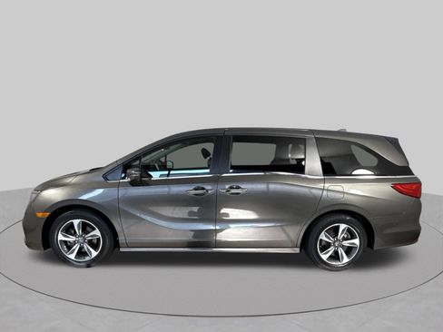 Used 2018 Honda Odyssey Touring image 30