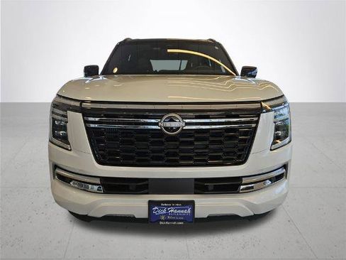Certified 2025 Nissan Armada Platinum Reserve AWD/4WD image 3