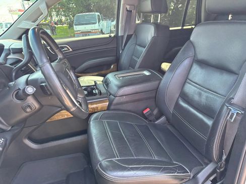 Used 2017 GMC Yukon Denali w/ Open Road Package AWD/4WD image 11