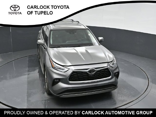 Used 2025 Toyota Highlander Platinum AWD/4WD image 52