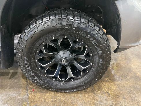 Used 2013 RAM 1500 Express image 34