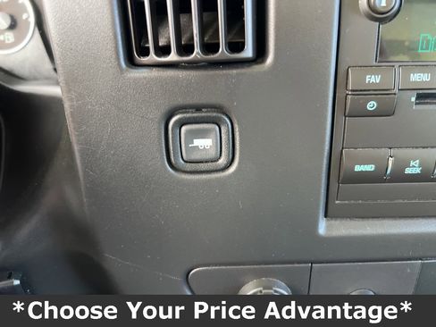 Used 2016 GMC Savana 3500 image 50