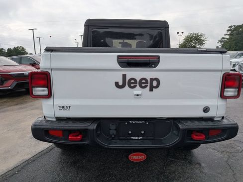 Used 2023 Jeep Gladiator Rubicon w/ Trailer Tow Package AWD/4WD image 3