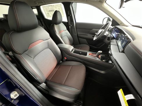 New 2026 Nissan Kicks SR image 25