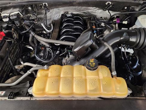 Used 2016 Ford F150 XLT w/ Equipment Group 302A Luxury image 31