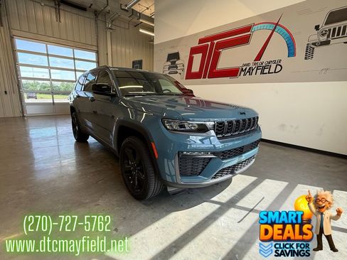 New 2026 Jeep Grand Cherokee L Limited w/ Limited Altitude Package AWD/4WD image 1