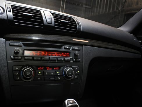 Used 2013 BMW 135i Coupe image 52