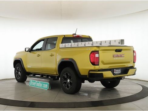Used 2024 GMC Canyon Elevation w/ Convenience Package image 8