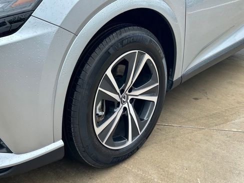 Used 2023 Lexus RX 350h image 9