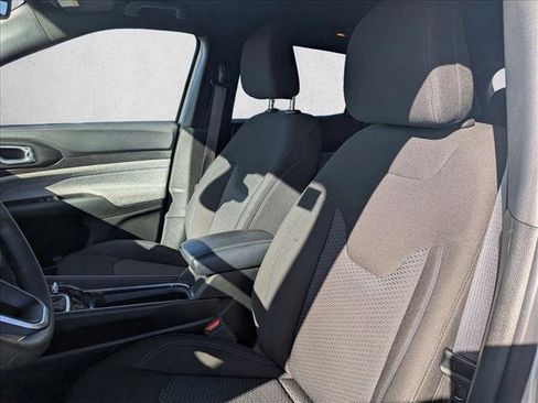 Used 2024 Jeep Compass Sport image 14