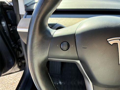 Used 2018 Tesla Model 3 Long Range image 24