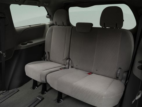 Used 2020 Toyota Sienna LE FWD image 19