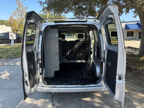 Used 2020 Nissan NV200 SV image 25