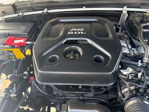 Used 2021 Jeep Wrangler Unlimited Rubicon image 45