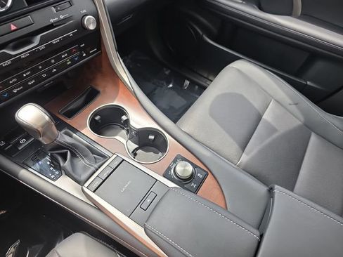 Used 2022 Lexus RX 350L Premium w/ Premium Package AWD/4WD image 15
