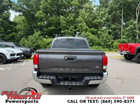 Used 2019 Toyota Tacoma TRD Off-Road AWD/4WD image 8