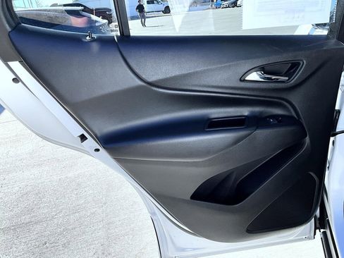 Used 2019 Chevrolet Equinox LT image 21