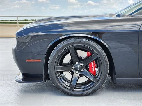 Used 2021 Dodge Challenger SRT Hellcat Redeye image 9