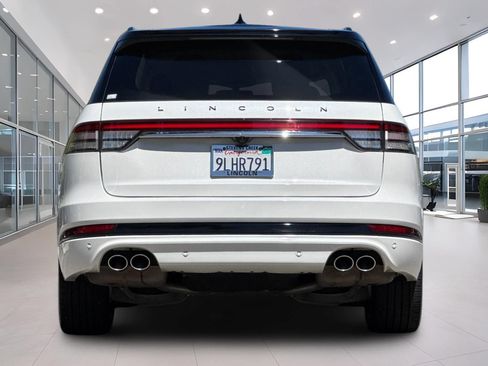 Certified 2023 Lincoln Aviator Black Label AWD/4WD image 5