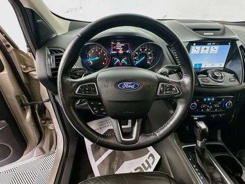 Used 2017 Ford Escape Titanium FWD image 11