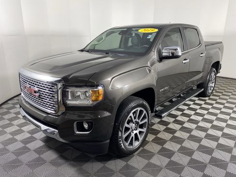 Used 2019 GMC Canyon Denali image 11