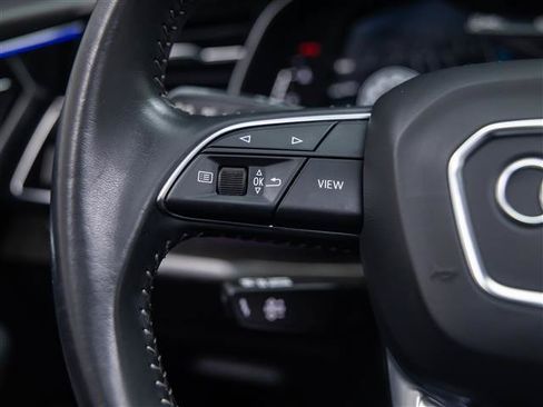 Used 2019 Audi Q8 Premium Plus w/ Premium Plus AWD/4WD image 21