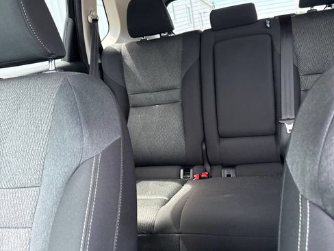 Used 2025 Nissan Rogue SV FWD image 8