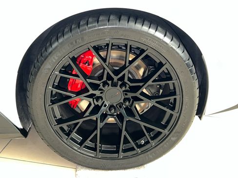 Used 2024 Chevrolet Corvette Stingray Premium Conv w/ Z51 Performance Package image 7