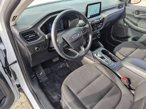 Used 2025 Ford Escape Active FWD image 11