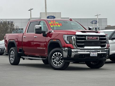 Used 2025 GMC Sierra 2500 SLT w/ SLT Premium Package AWD/4WD image 2