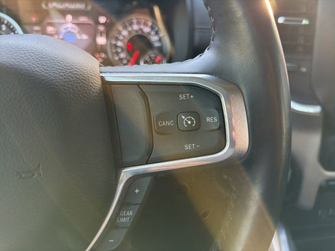 Used 2022 RAM 1500 Laramie image 11