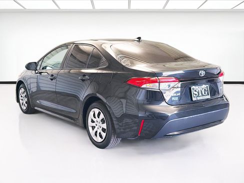 Used 2022 Toyota Corolla LE image 6