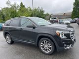 Used 2022 GMC Terrain SLT image 2
