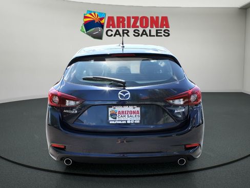 Used 2017 MAZDA MAZDA3 Touring image 4