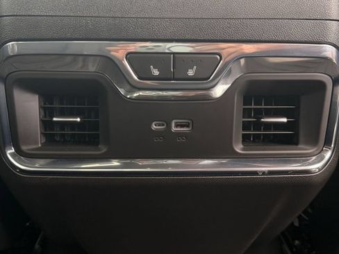 Used 2025 Chevrolet Silverado 2500 LTZ w/ LTZ Plus Package AWD/4WD image 16