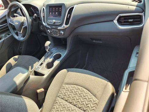 Used 2023 Chevrolet Equinox LT image 15