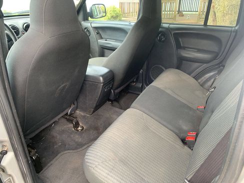 Used 2004 Jeep Liberty Sport w/ PWR Convenience Group image 7