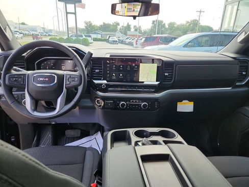 New 2026 GMC Sierra 1500 SLE AWD/4WD image 15