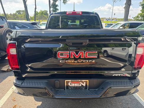 Used 2023 GMC Canyon AT4 w/ AT4 Premium Package AWD/4WD image 38