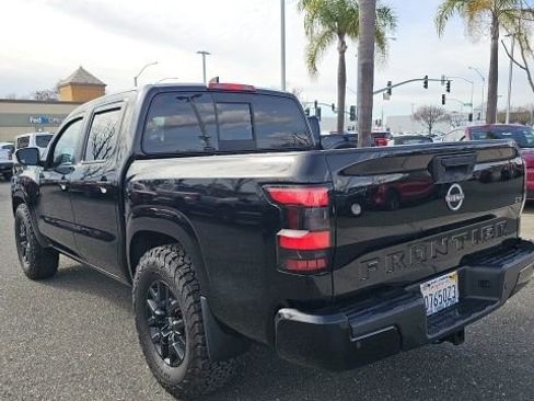 Used 2022 Nissan Frontier SV image 19