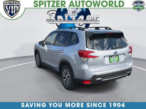 Used 2024 Subaru Forester Premium AWD/4WD image 8