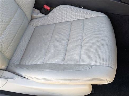 Used 2016 Mercedes-Benz E 400 Coupe image 22