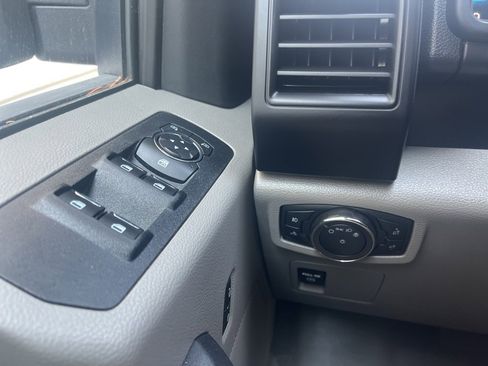 Certified 2020 Ford F150 XL w/ Equipment Group 101A Mid image 18