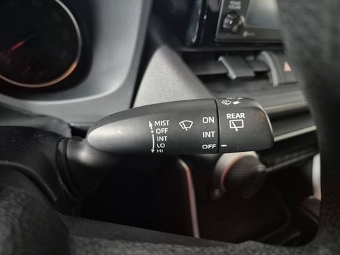 Certified 2020 Toyota RAV4 LE FWD image 21
