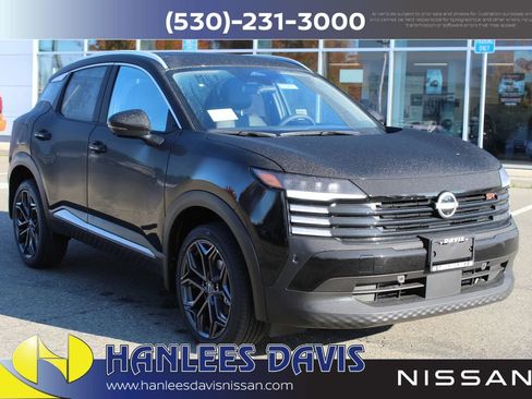 New 2026 Nissan Kicks SR w/ SR Premium Package image 5