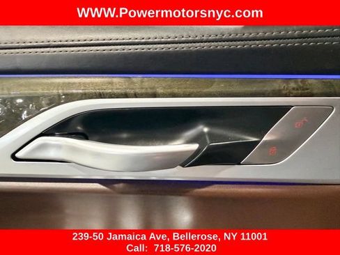 Used 2021 BMW 750i xDrive w/ Executive Package AWD/4WD image 44