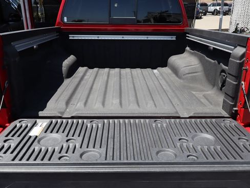 Used 2022 Nissan Frontier SV RWD image 38