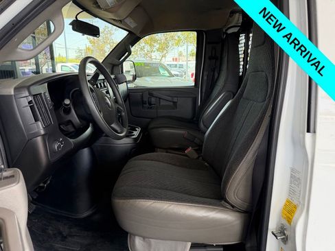 Used 2024 GMC Savana 2500 w/ Driver Convenience Package RWD image 6